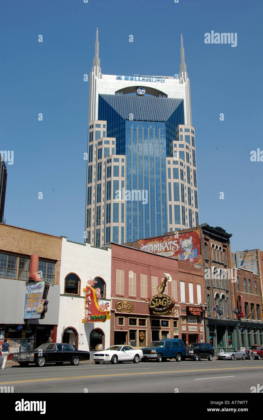 Live-Musik Veranstaltungsorte Restaurants Shopping entlang der Broadway Street in Nashville Tennessee TN Stockfoto