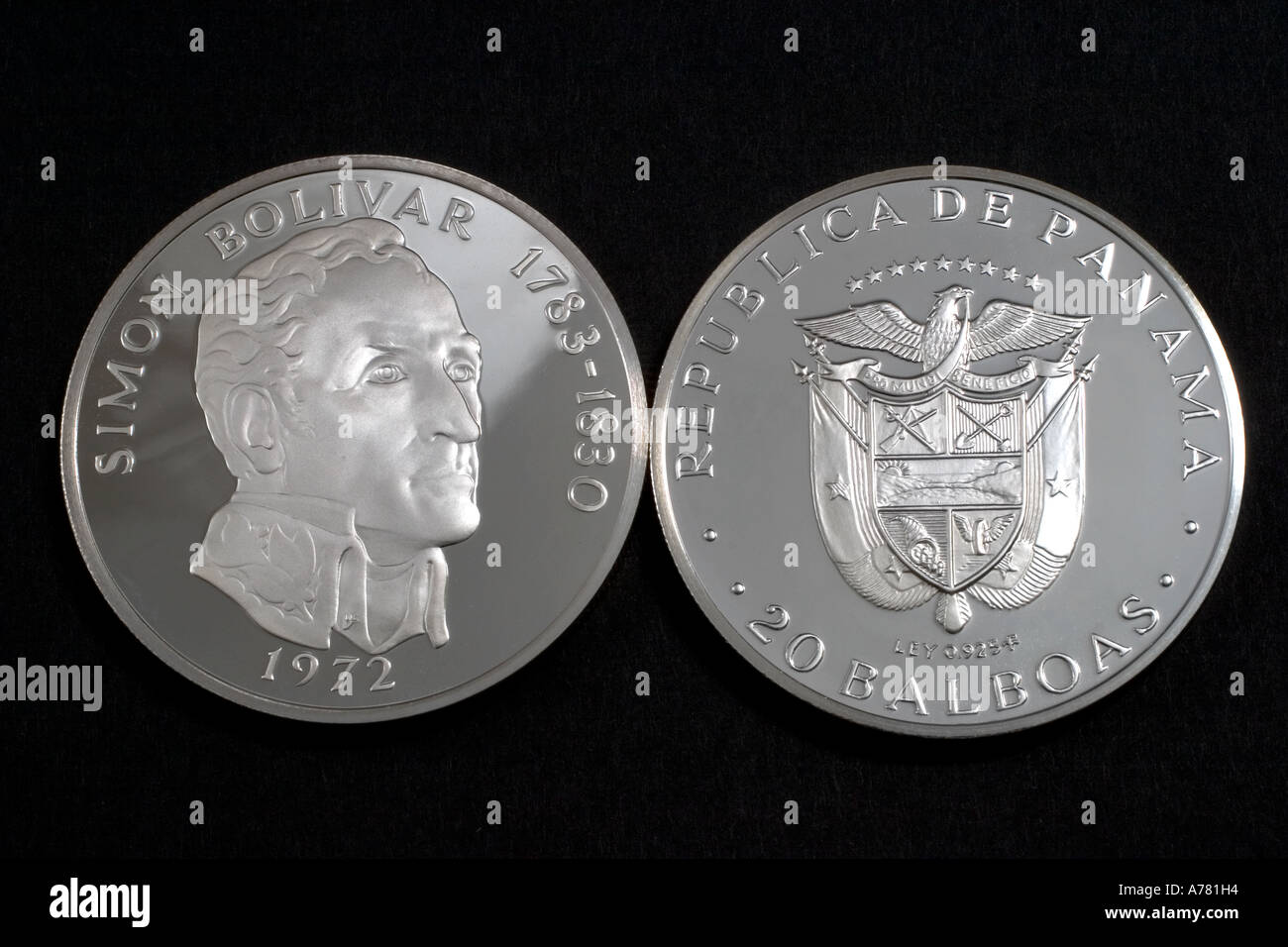1972 crested 20 Balboa Panama Münze zeigt Simon Bolivar und die umgekehrte Adler Seite. Stockfoto