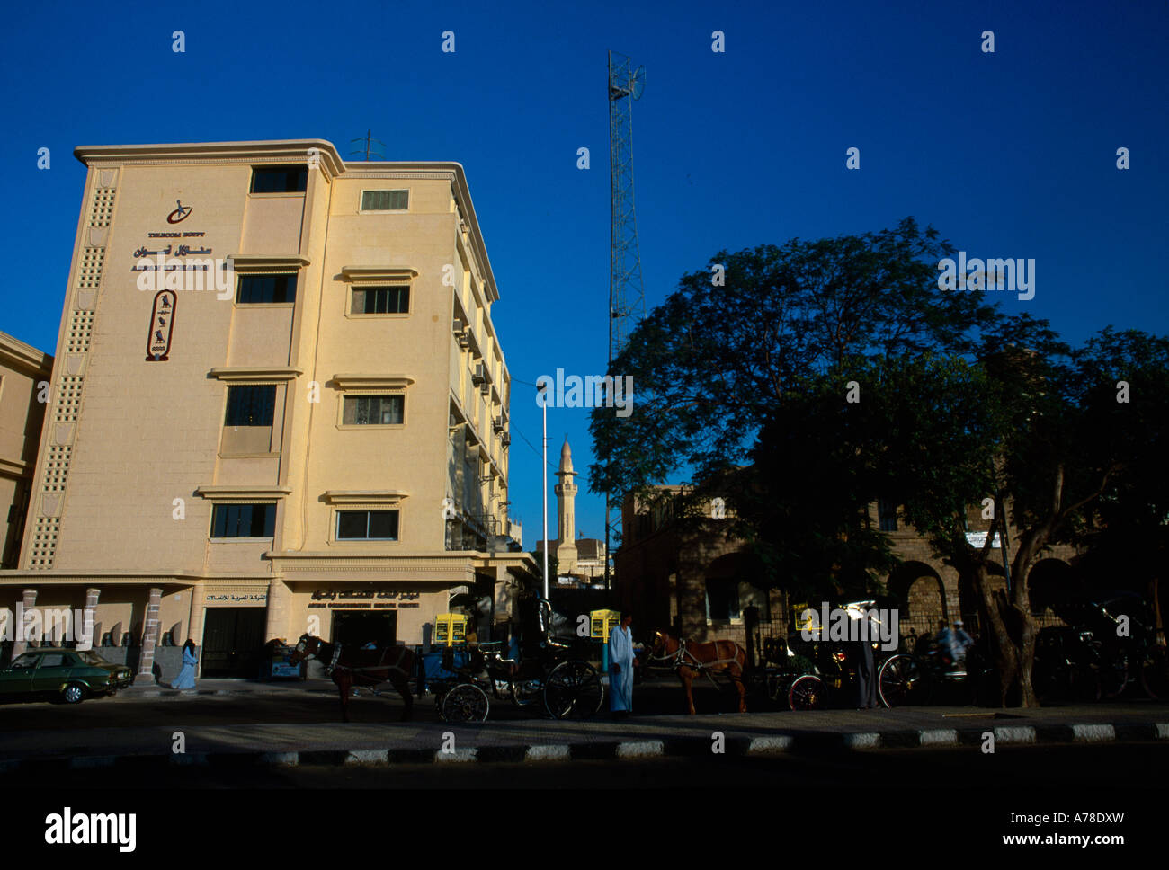 Assuan Ägypten Telecom Ägypten Exchange Building Fernmeldeturm Stockfoto