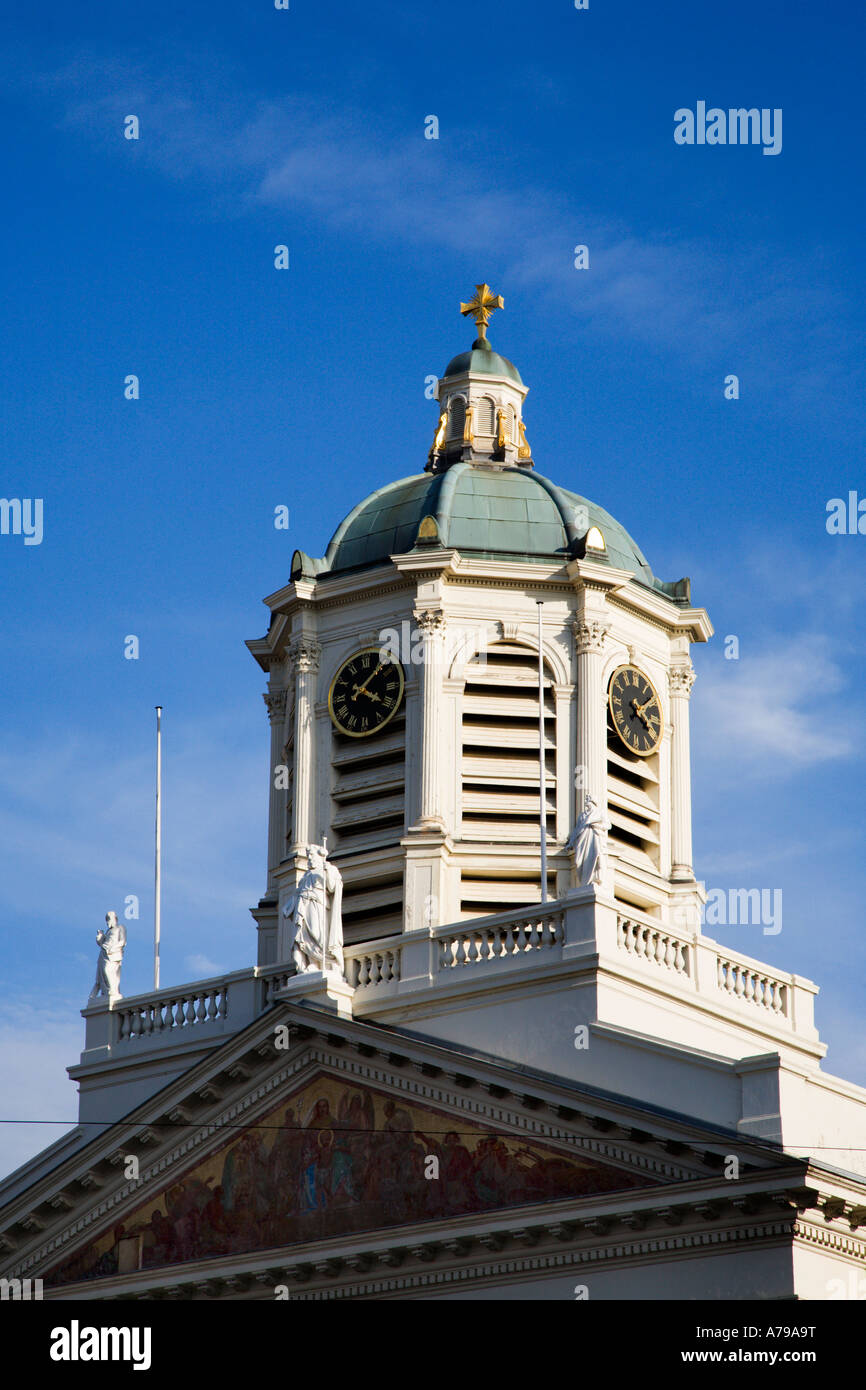 Der Turm der Eglise St Jacques sur Coudenberg in Place Royale Brüssel Belgien Stockfoto