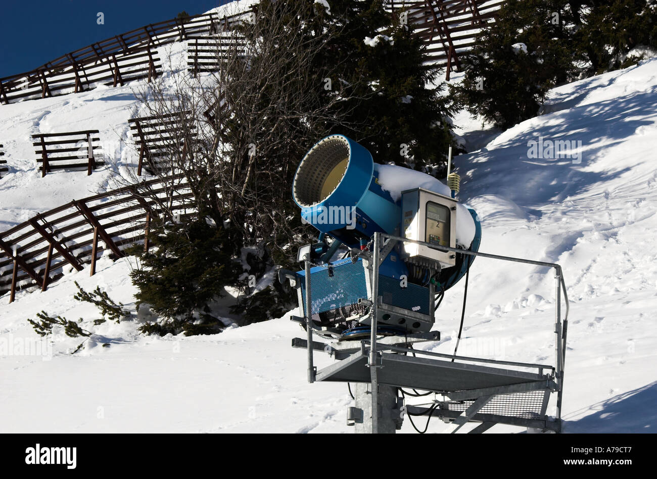 Beschneiung Pistole, am Skigebiet von St. Anton Arlberg, Tirol, Österreich Stockfoto