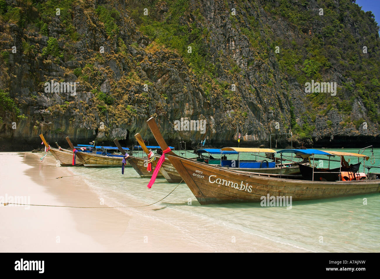 Longtailboote Ko Phi Phi Ley Krabi Thailand Stockfoto
