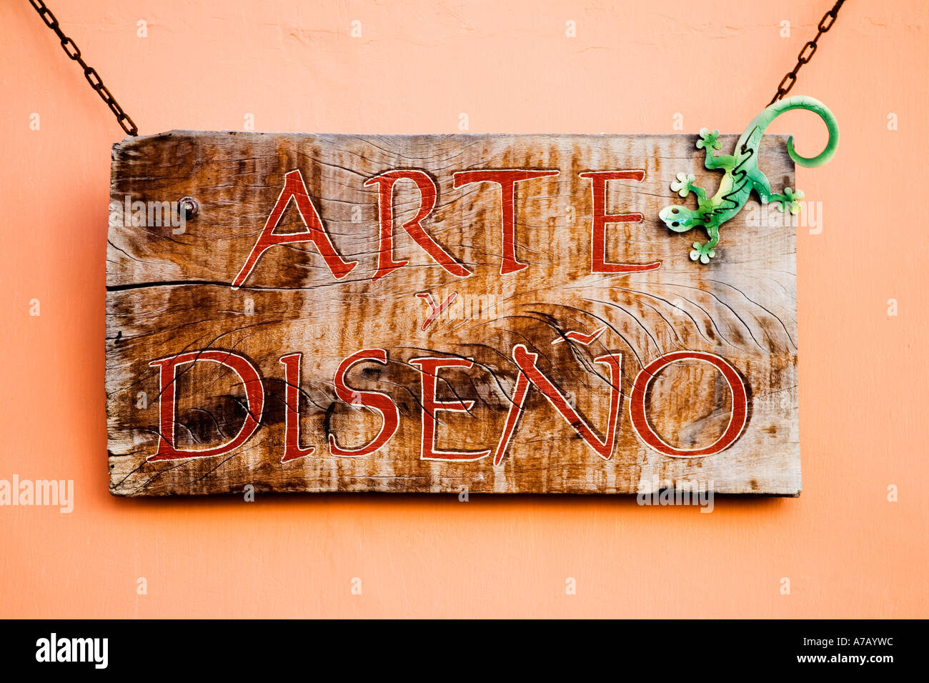 Arte Y Diseno Zeichen in einem Shop in der alten Stadt Garachico Teneriffa-Kanarische Inseln-Spanien Stockfoto