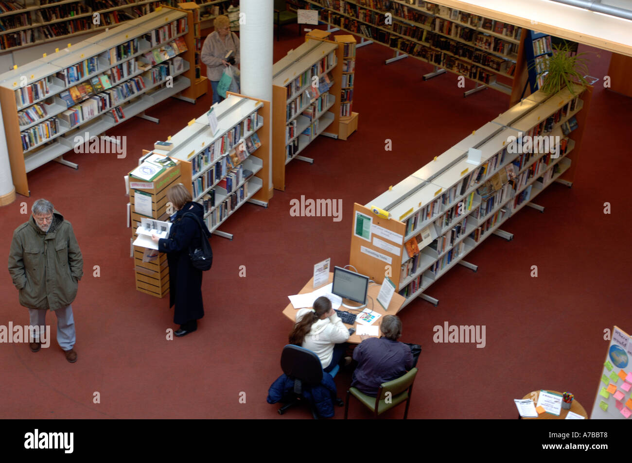 Bibliothek Innenraum, Weymouth, Dorset England UK Stockfoto