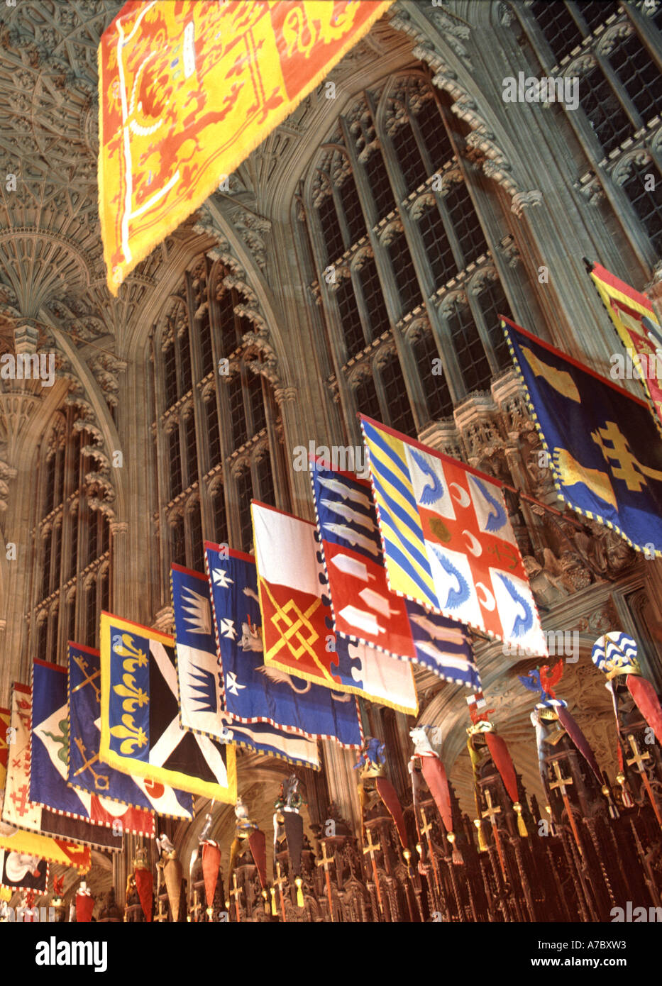Westminster Abbey Kirche von England Interieur Henry VII Lady Chapel & heraldische Banner Wappen der Ritter des Order of Bath London England UK Stockfoto