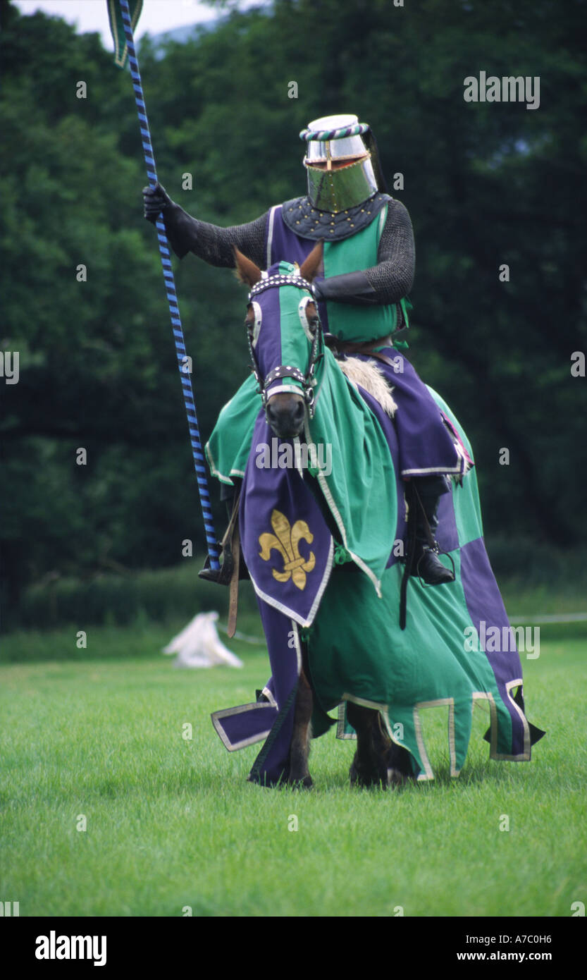 Mittelalterliche Ritter auf einem Pferd Stockfoto