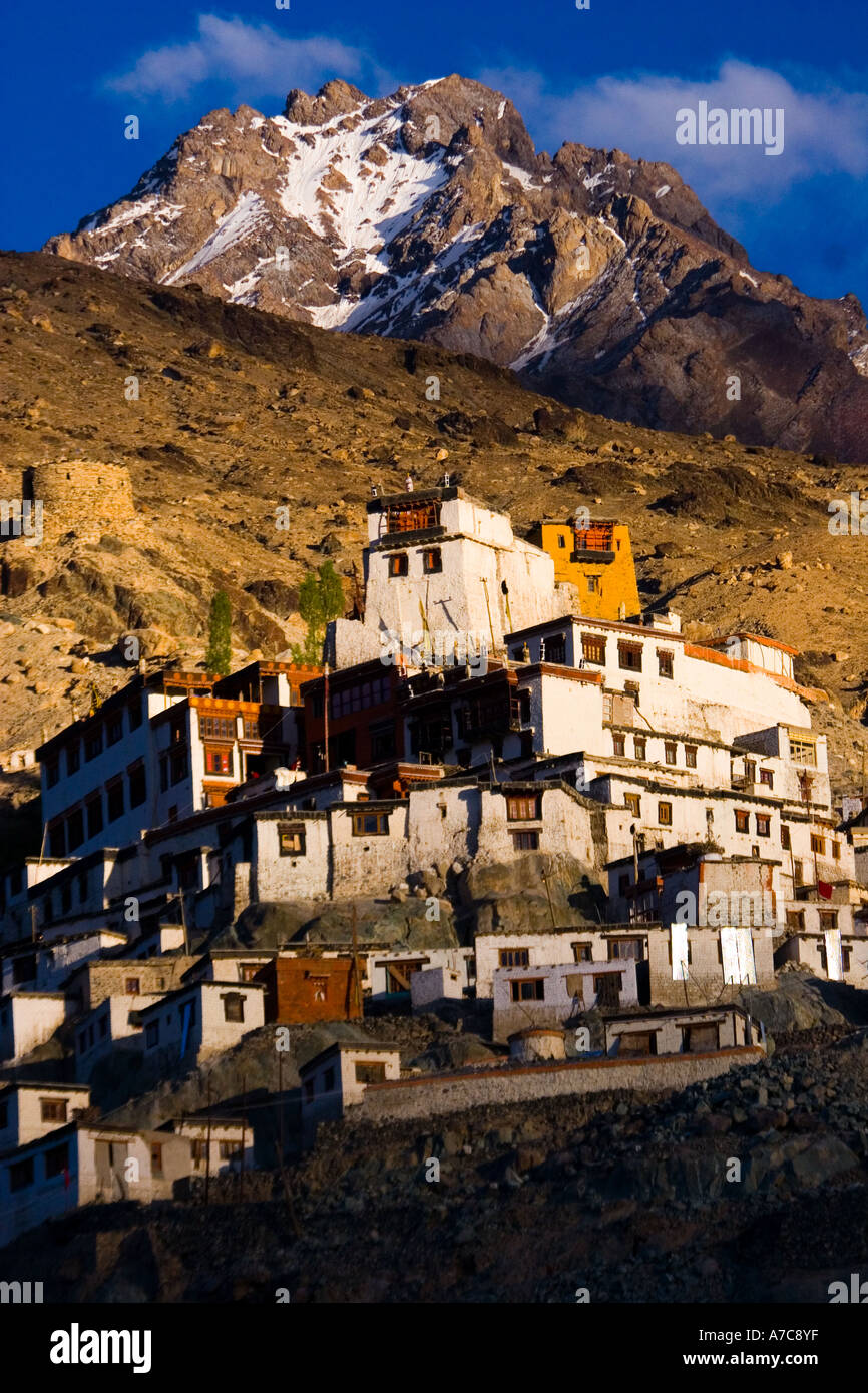 Die schöne Diskit Gompa am Sonnenaufgang Nubra Valley Ladakh indischen Himalaya Stockfoto