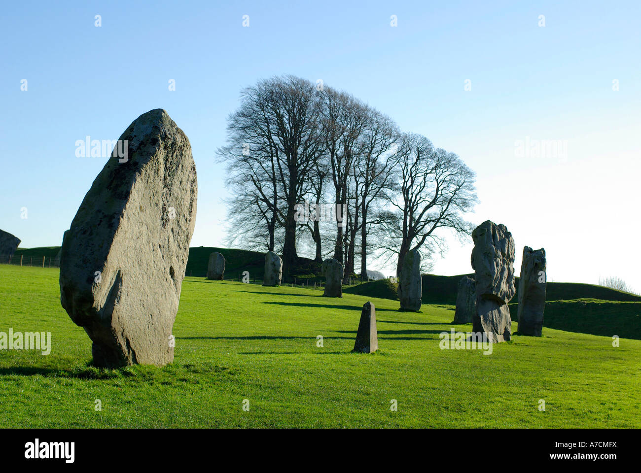 Avebury Steine und Landschaft in Wiltshire England, Großbritannien, EU, eine historische Stätte von archäologischer Bedeutung Stockfoto