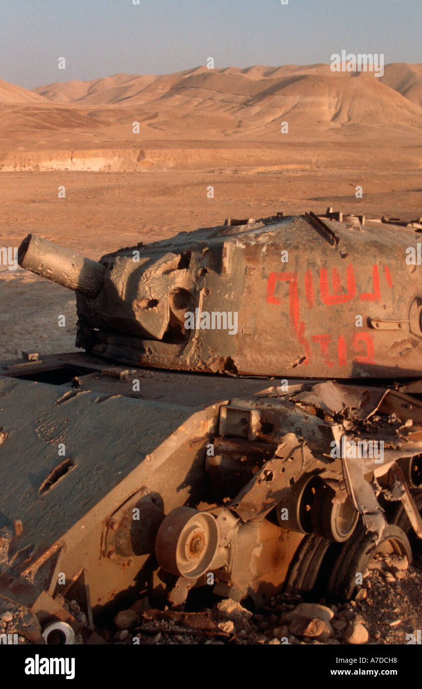 Eine verlassene Panzer in der Wüste in Israel Stockfoto