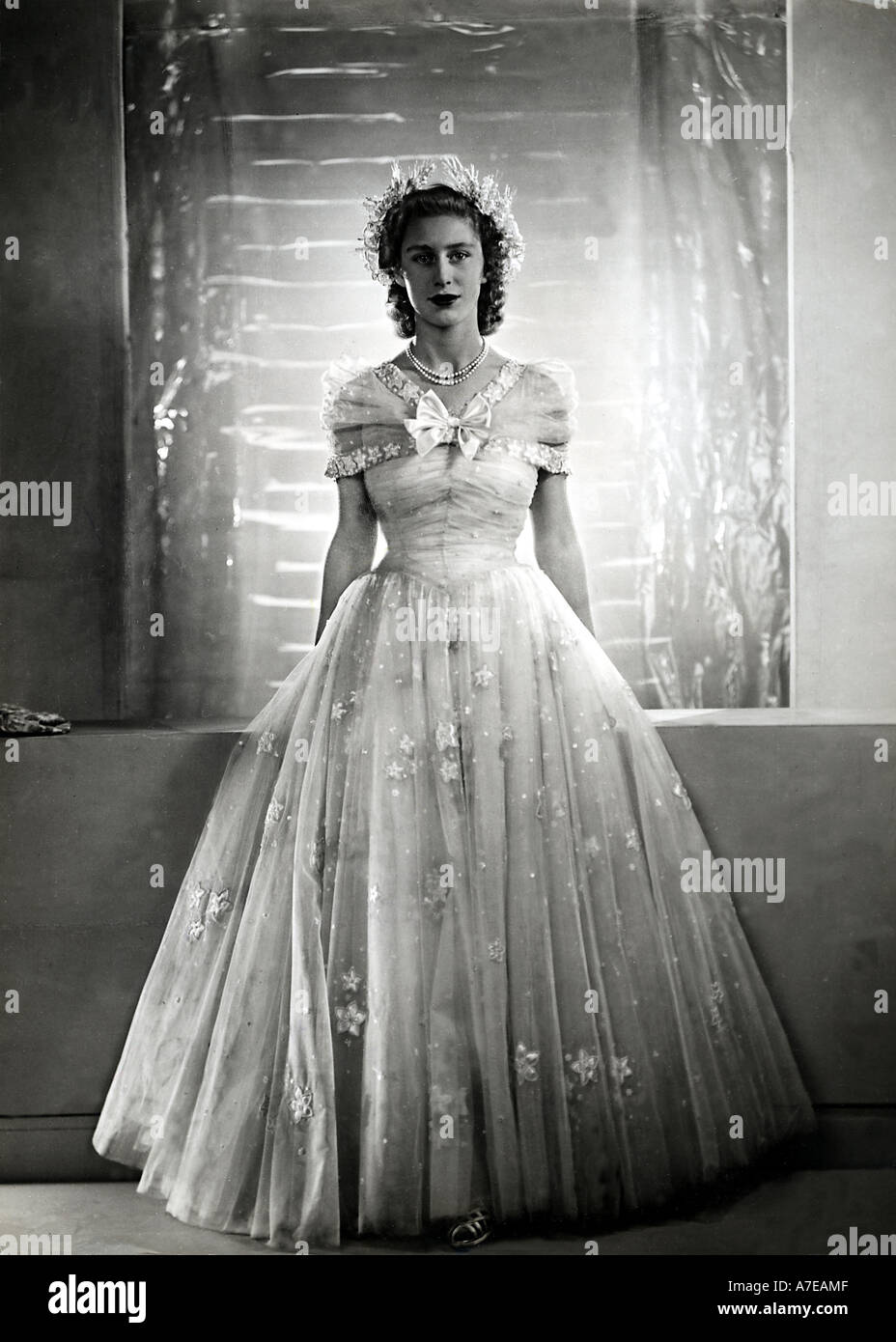 Prinzessin MARGARET tragen ihre Brautjungfer Kleid 8. März 1948 für ihre Schwester Elizabeth Ehe mit Prinz Phillip Stockfoto