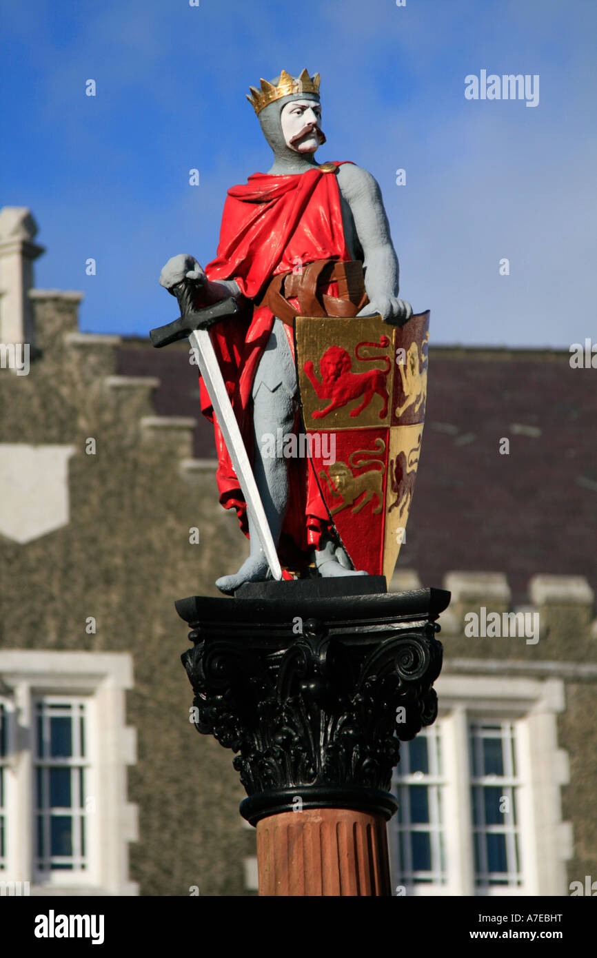 Conwy Stadtzentrum Llewellyn die große Statue Nord wales uk gb Stockfoto