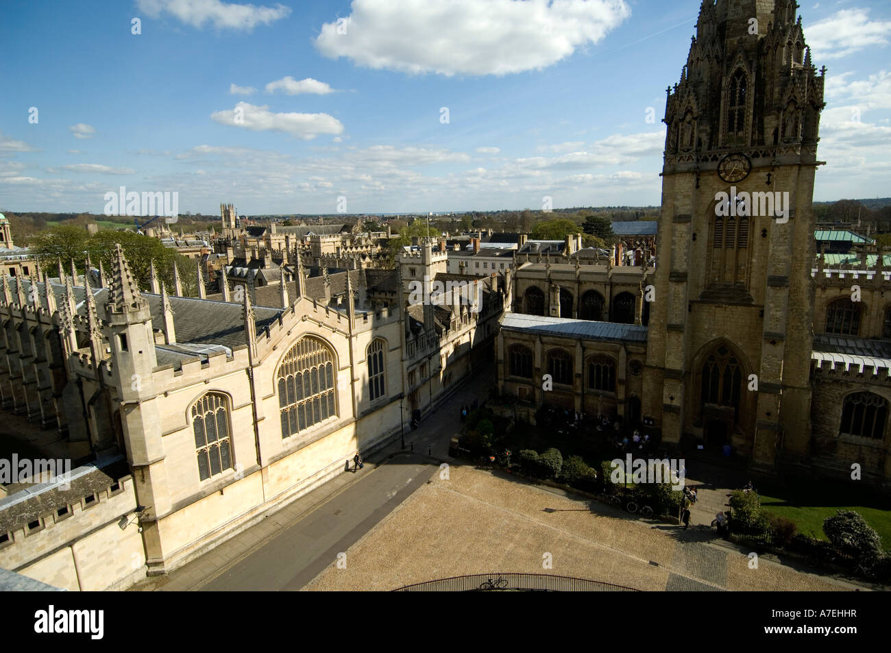 Die Universitätskirche und Allerseelen von Radcliffe Camera im Zentrum von Oxford UK Stockfoto