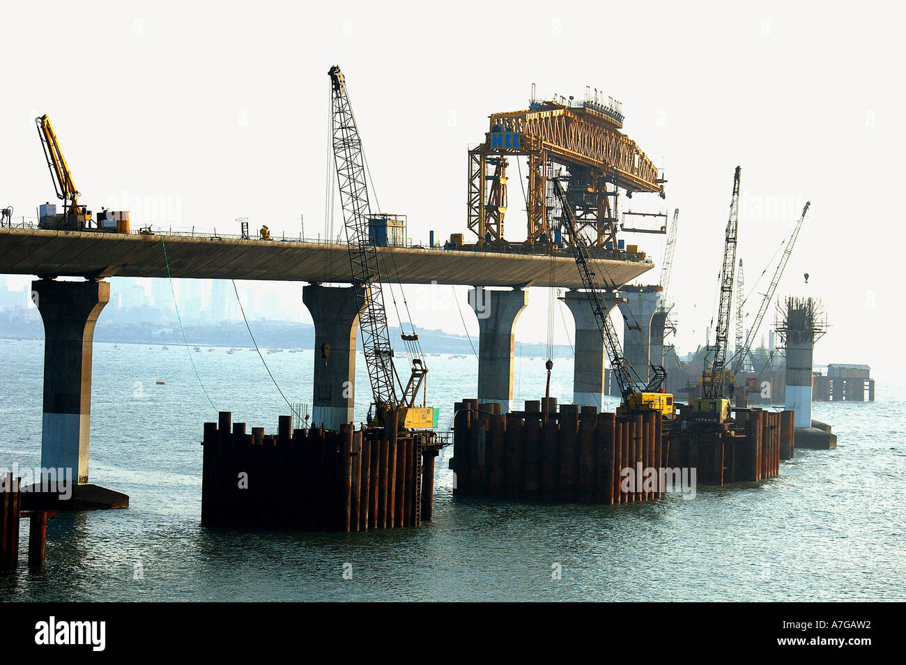 PKB77968 Bandra Worli Sea Link Road im Bau in Bombay jetzt Mumbai Maharashtra India South Asia Stockfoto