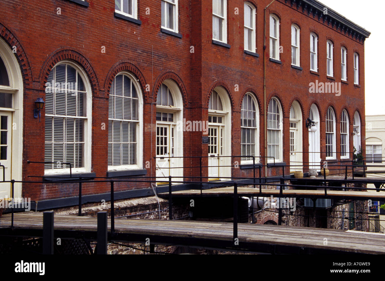 N.a. USA, Georgia, Savannah.  Gebäude auf Faktoren gehen. Stockfoto