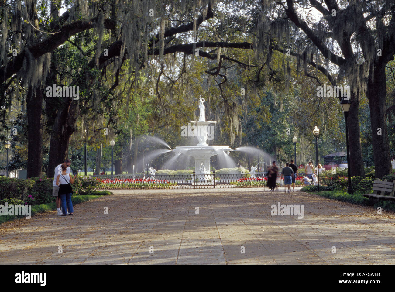 N.a. USA, Georgia, Savannah.  Brunnen am Forsyth Park. Stockfoto