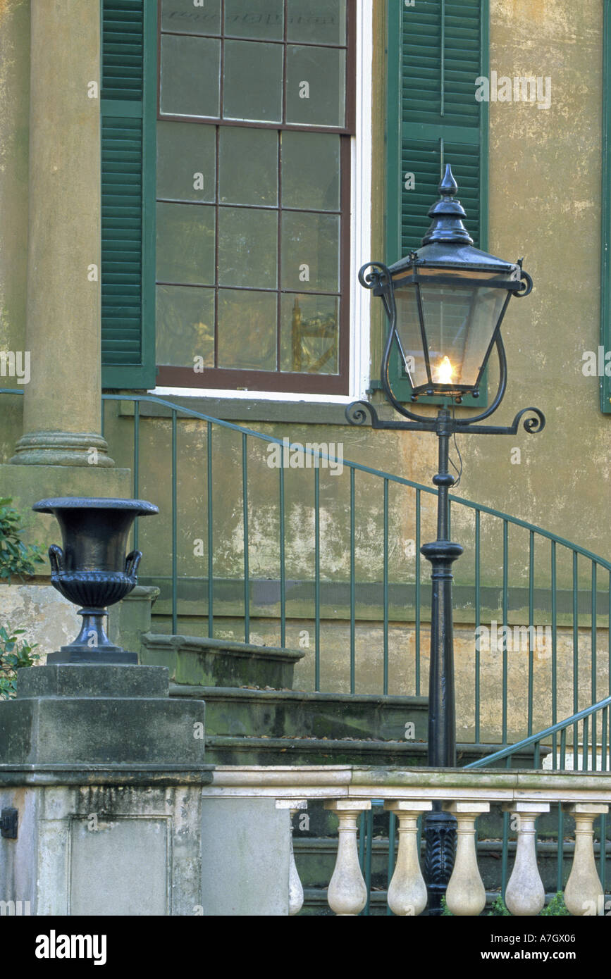 N.a. USA, Georgia, Savannah.  Lampost Owen Thomas House. Stockfoto