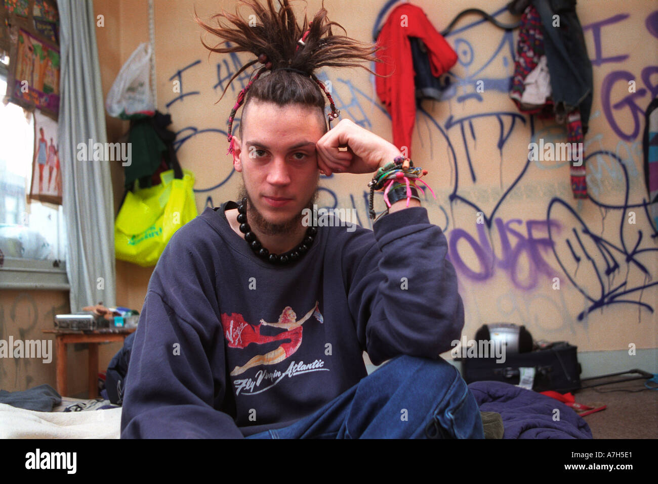 Porträt des jungen Punk Leben in Südlondon hocken. Stockfoto