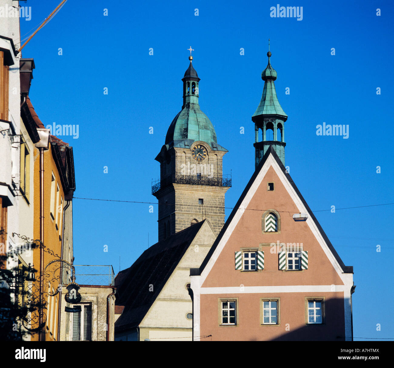 Kirche Johannes der Taeufer Und Rathaus in Auerbach (Oberpfalz), Bayern ...