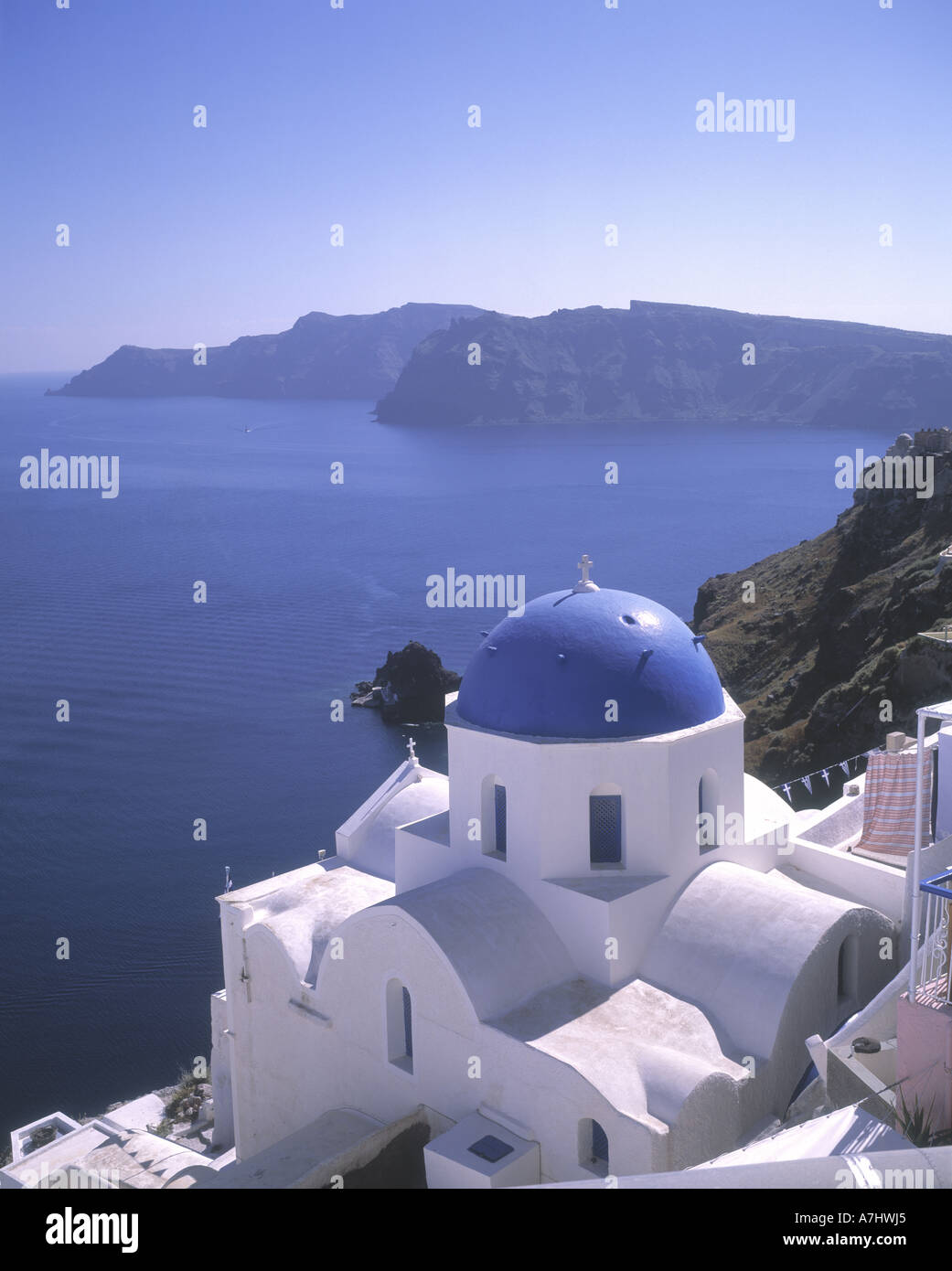 Griechisch-orthodoxe Kirche, Fira, Insel Santorin, Ägäis, Griechenland Stockfoto
