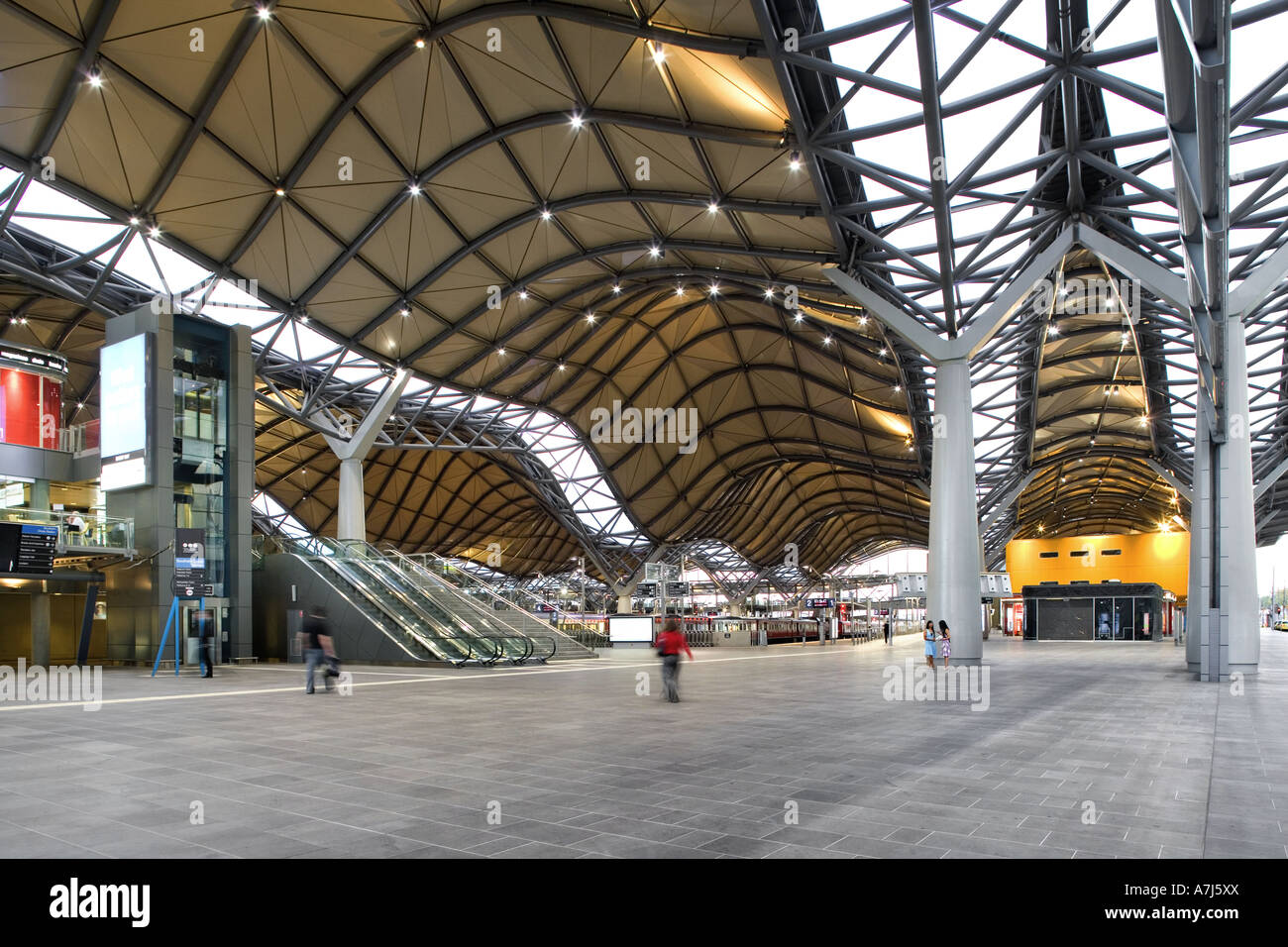Southern Cross Station, ehemals Spencer Street Station, Melbourne Architekt: Grimshaw Architects Stockfoto