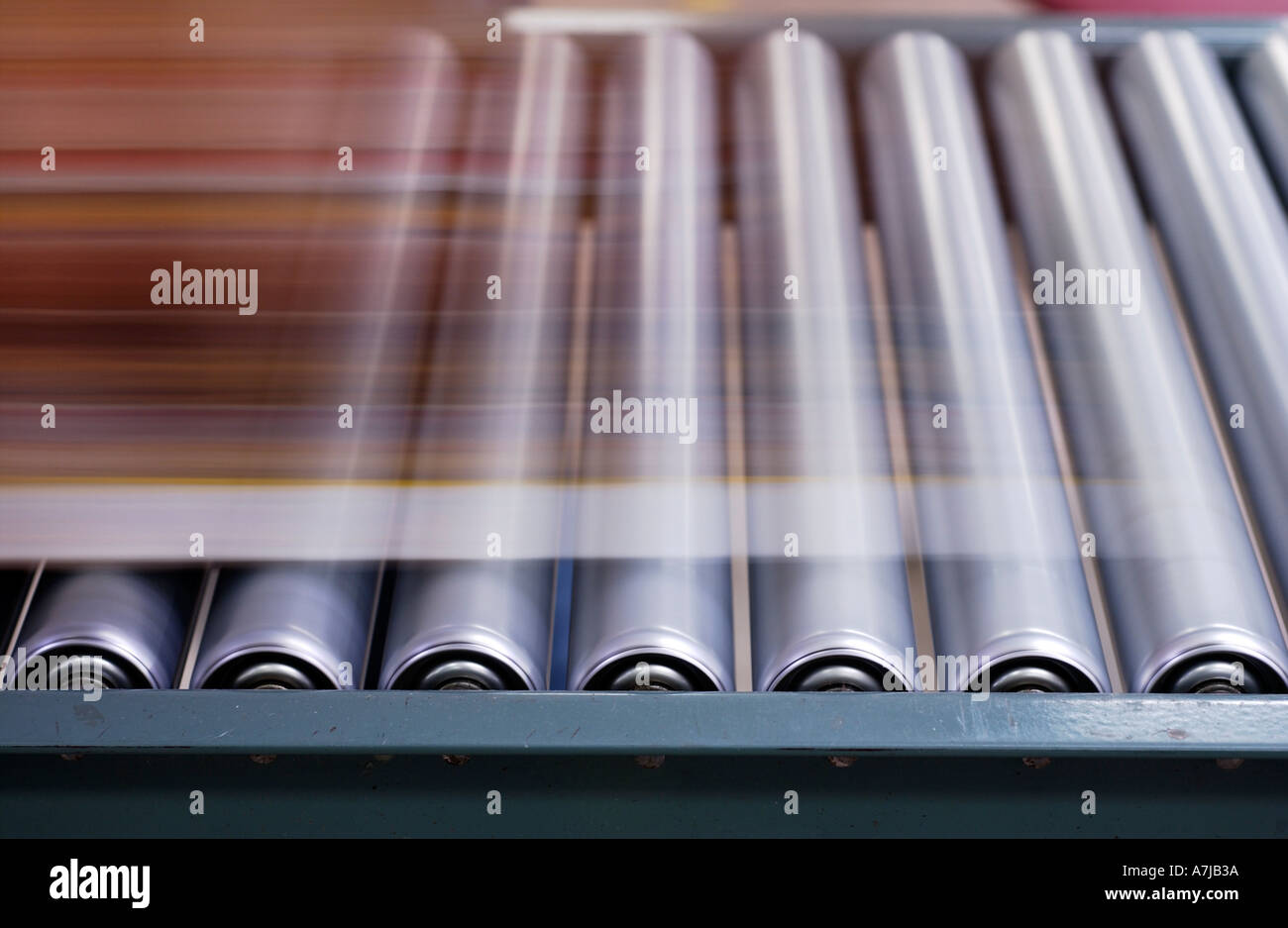 Produkt weiter Stahlrollen in Fabrik Stockfoto