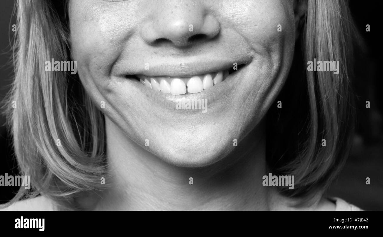 Nahaufnahme von Mädchen Mund Lächeln Stockfoto