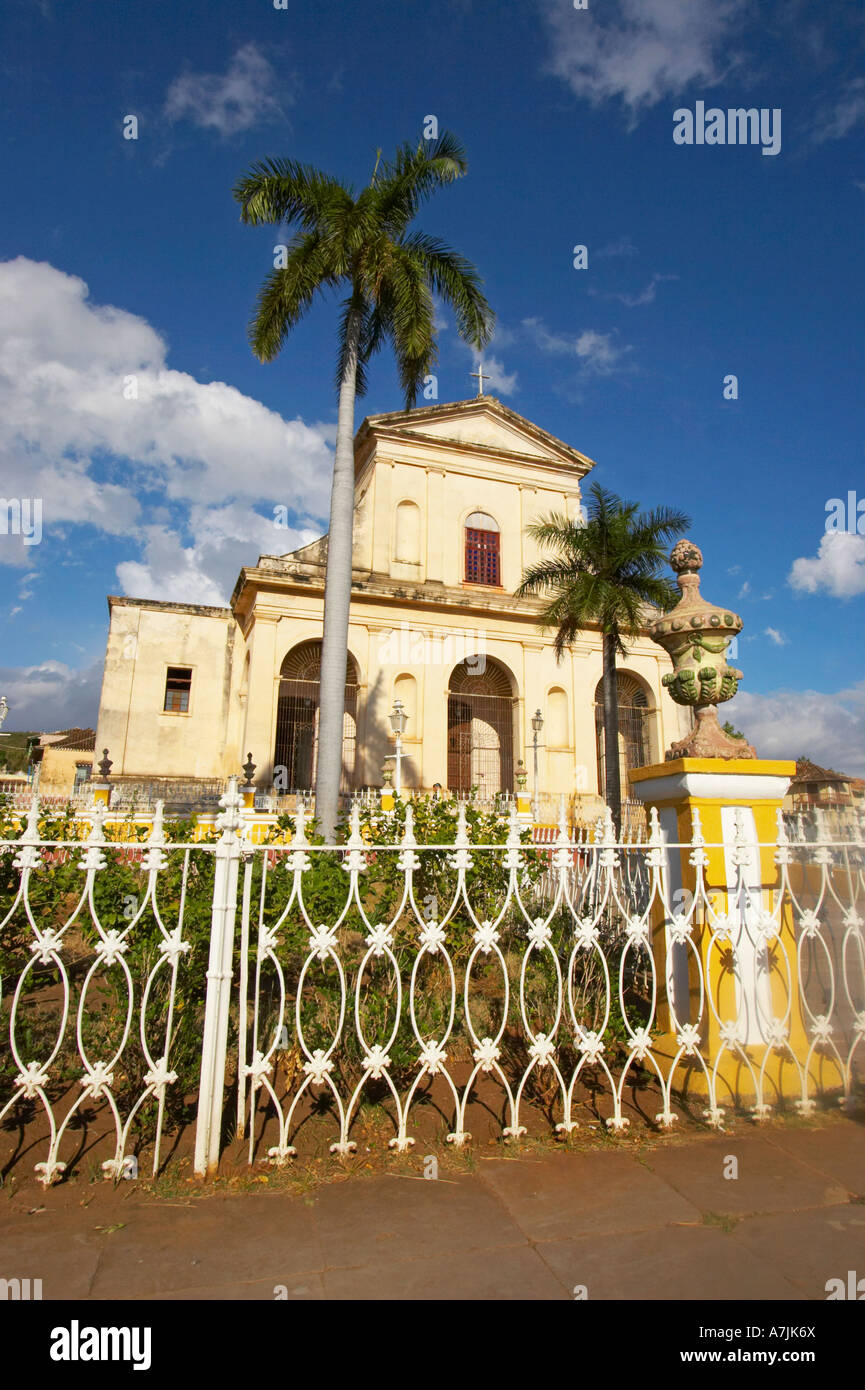 Iglesia Parroquial De La Santisima in Plaza Mayor Trinidad Kuba Stockfoto