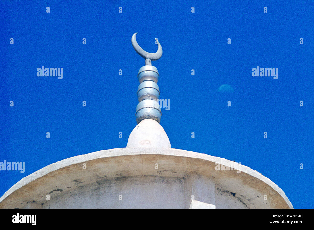 Asir Saudi Arabien Moschee Minarett schwachen Halbmond Stockfoto