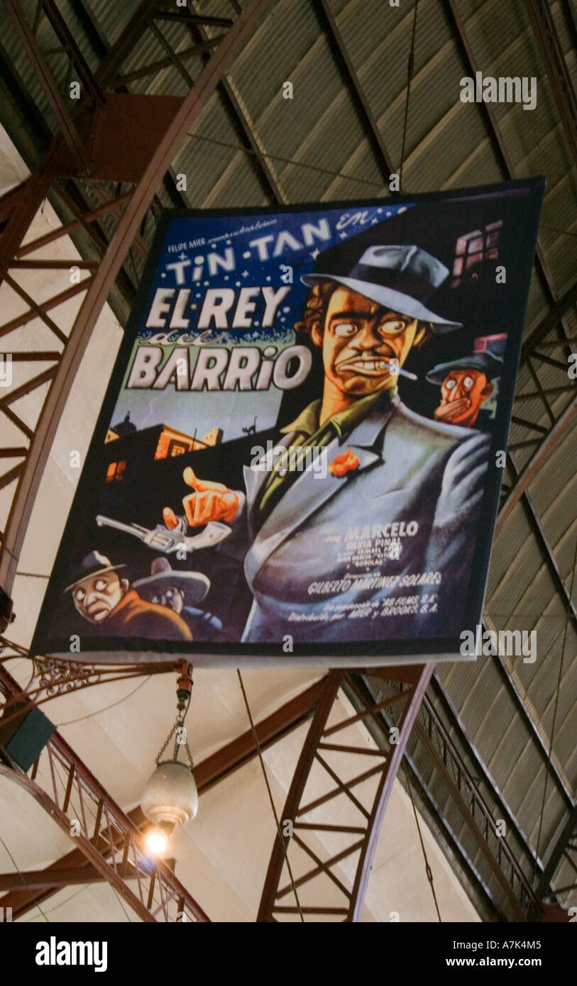 Alten Filmplakat EL REY Barrio Darsteller TIN TAN in der zentralen bedeckt Markt GUANAJUATO Mexiko Stockfoto