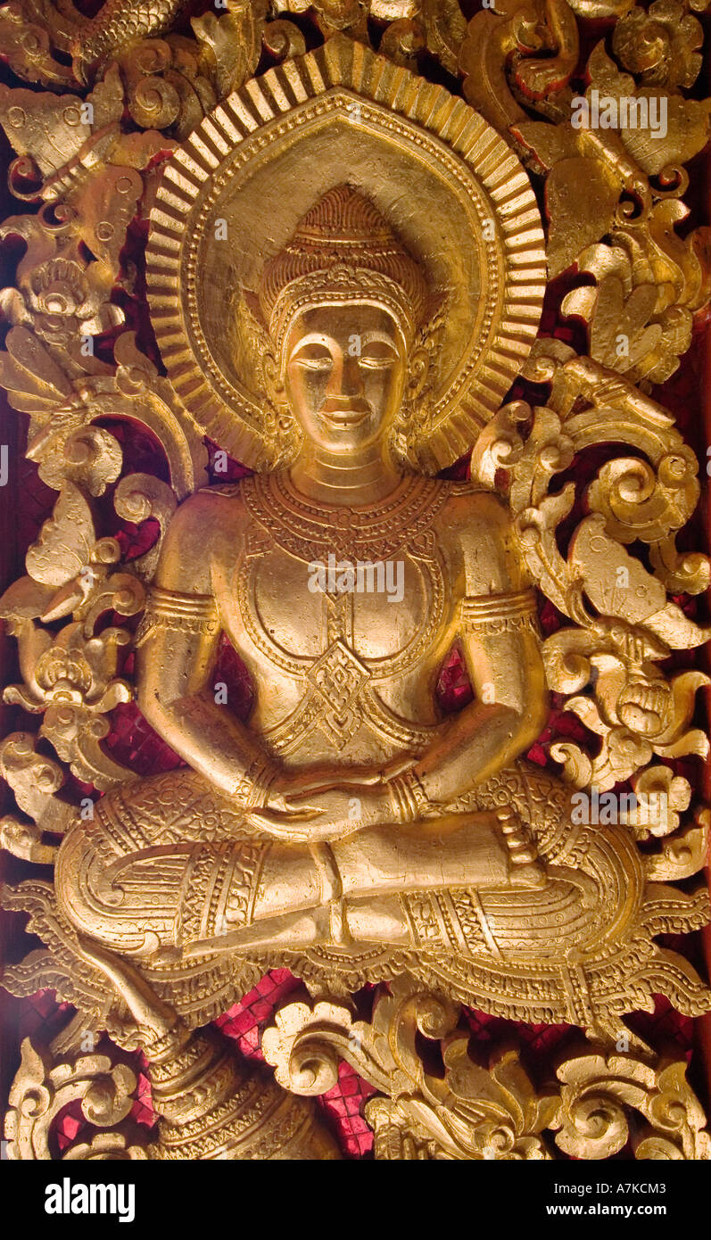 Buddha-Statue in der Sala Pha Bang gebaut, um einen goldenen Buddha die große Pha Bang Luang Rachentupfer LUANG RACHENTUPFER LAOS Stockfoto