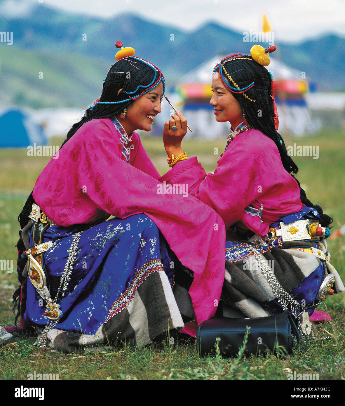 zwei Frauen in tibet Stockfoto