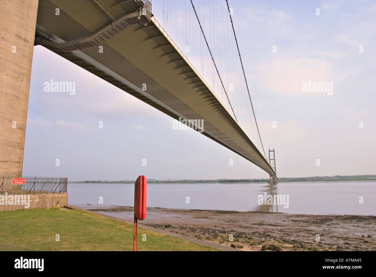 Humber Bridge Yorkshire aus Basis des Nordturms UK Stockfoto