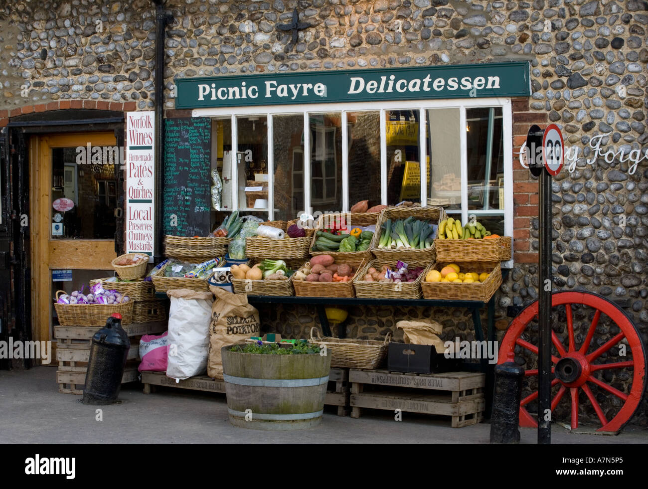 Cley Dorf Shop North Norfolk UK März Stockfoto
