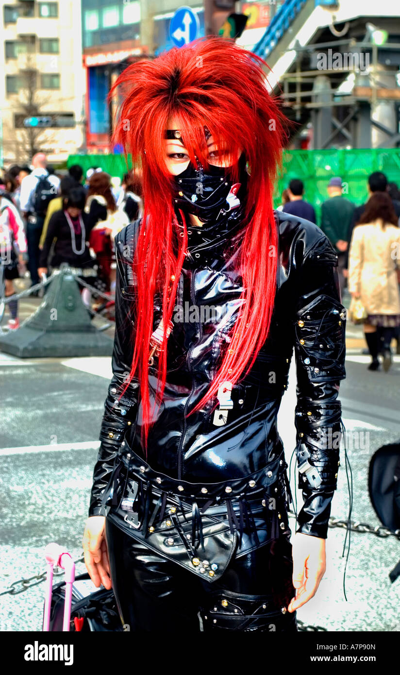 Tokyo Japan Harajuku Teen Hipster Cosu Purei Kostüm Outfit Ausdruck von  jugendlichem Übermut Stockfotografie - Alamy