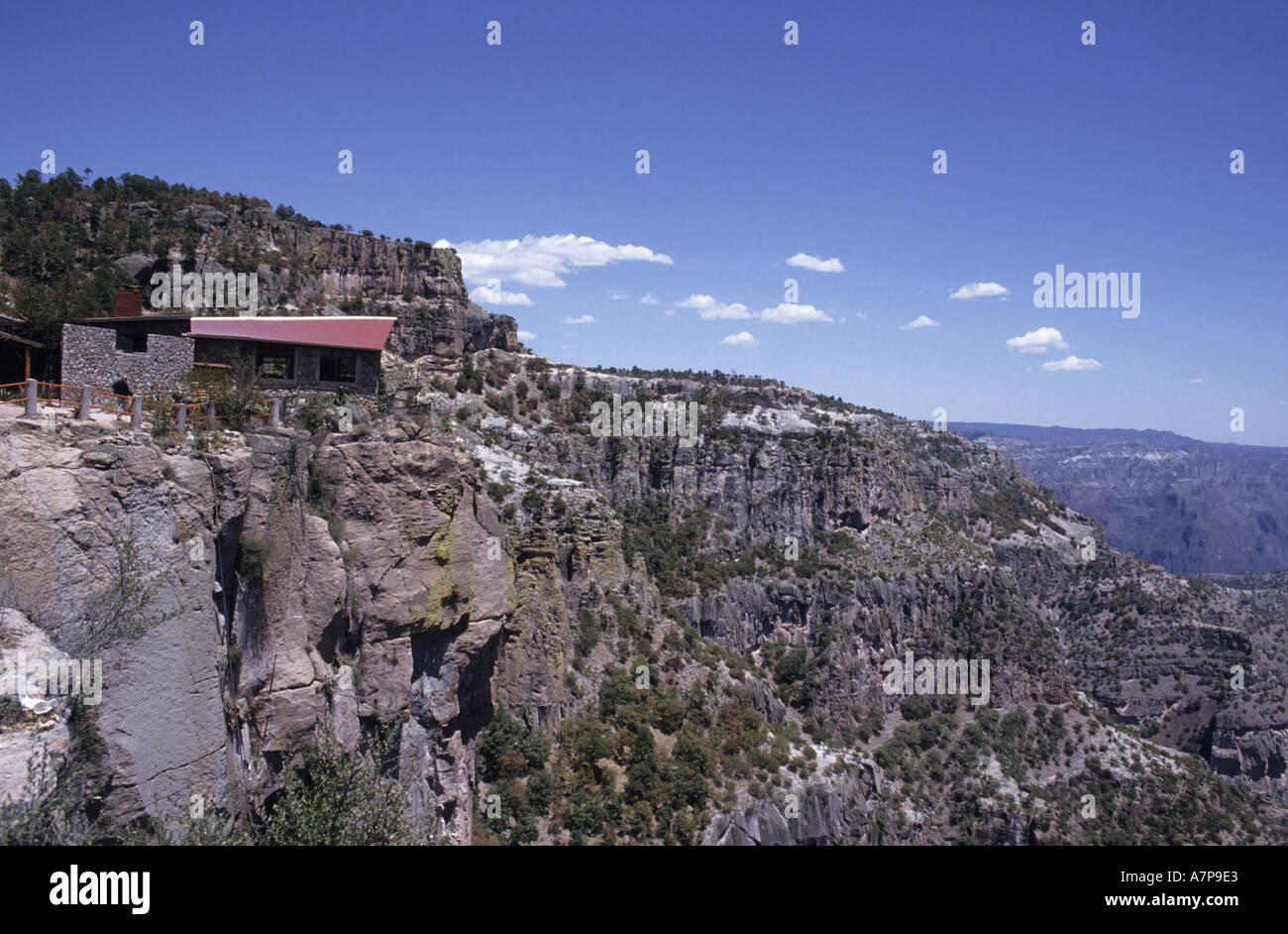 Staat Chihuahua, Mexiko - Copper Canyon und El Divisadero Bahnhof In die Sierra Tarahumara Stockfoto