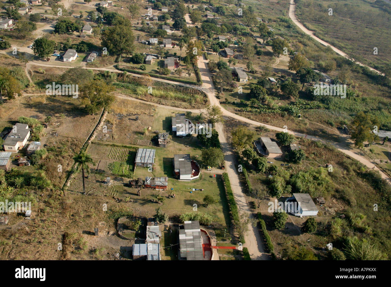 Luftaufnahme der ländlichen Häuser im Bereich Mkhuhlu Mkhuhlu in der Nähe von Hazyview Mpumalanga in Südafrika Stockfoto