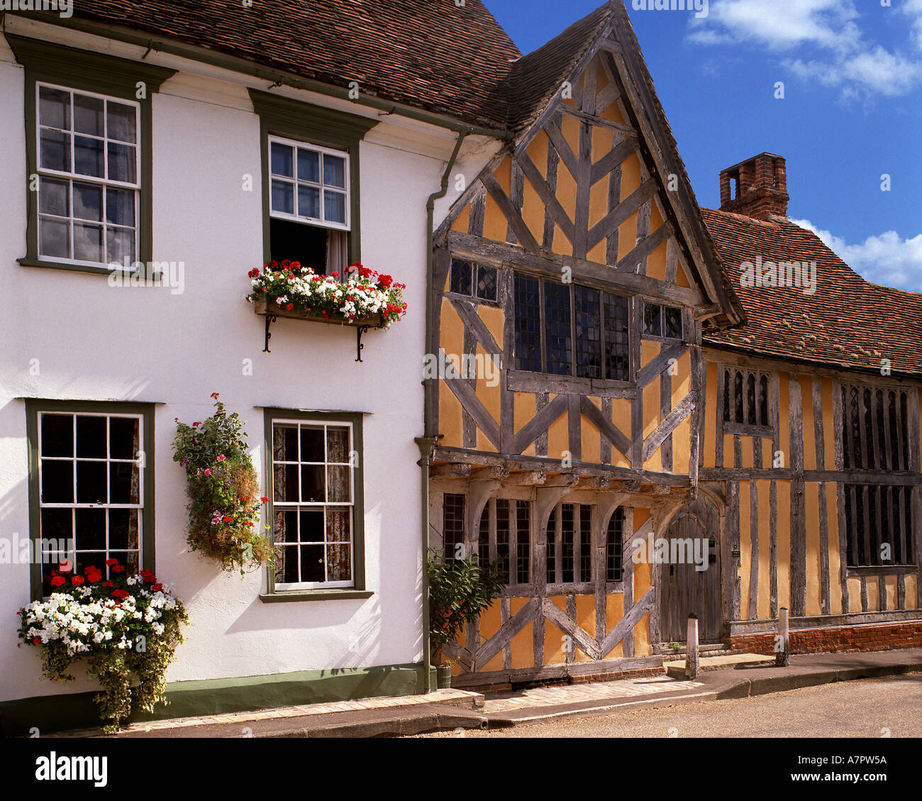 Medieval english architecture Fotos und Bildmaterial in hoher