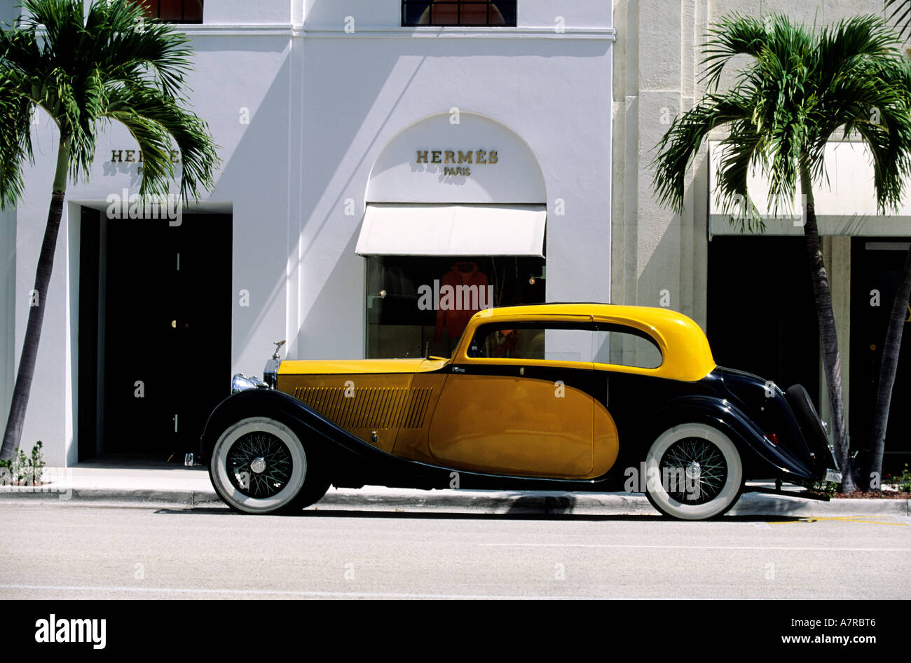 USA, Florida, Palm Beach, Rolls-Royce auf der Worth Avenue Stockfoto