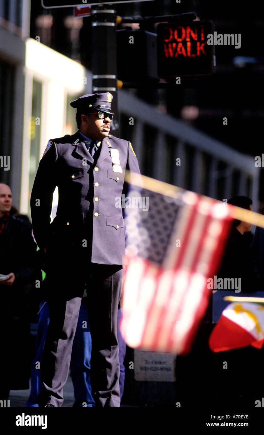 Vereinigte Staaten, New York, Manhattan, Polizist Stockfoto