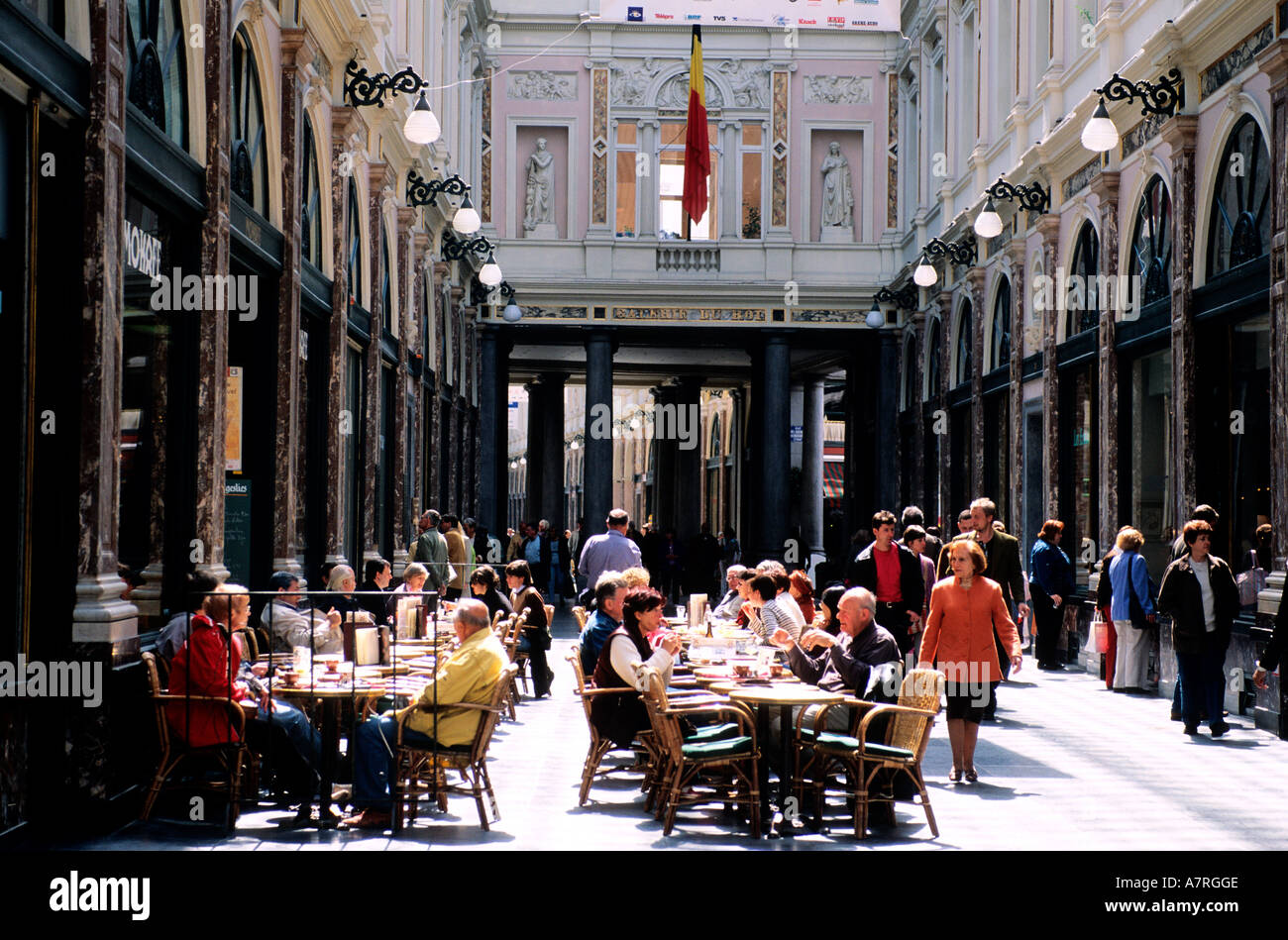 Belgien, Brüssel, vor Café in der Royal Saint-Hubert-Galerie Stockfoto