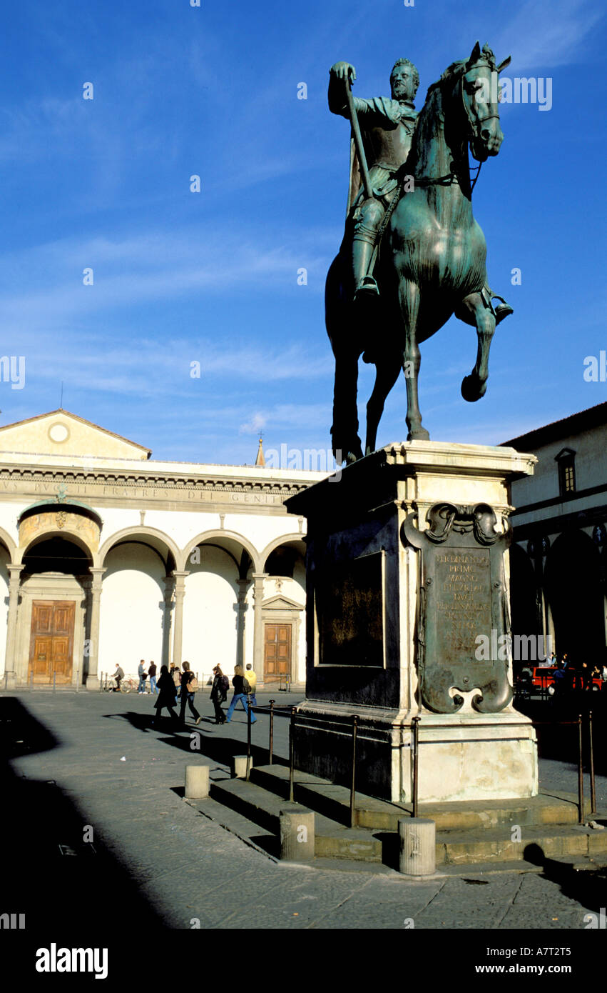 Italien, Toskana, Florenz, das Reiterstandbild des Großherzogs Ferdinand I auf der SS. Annunziata Quadrat Stockfoto