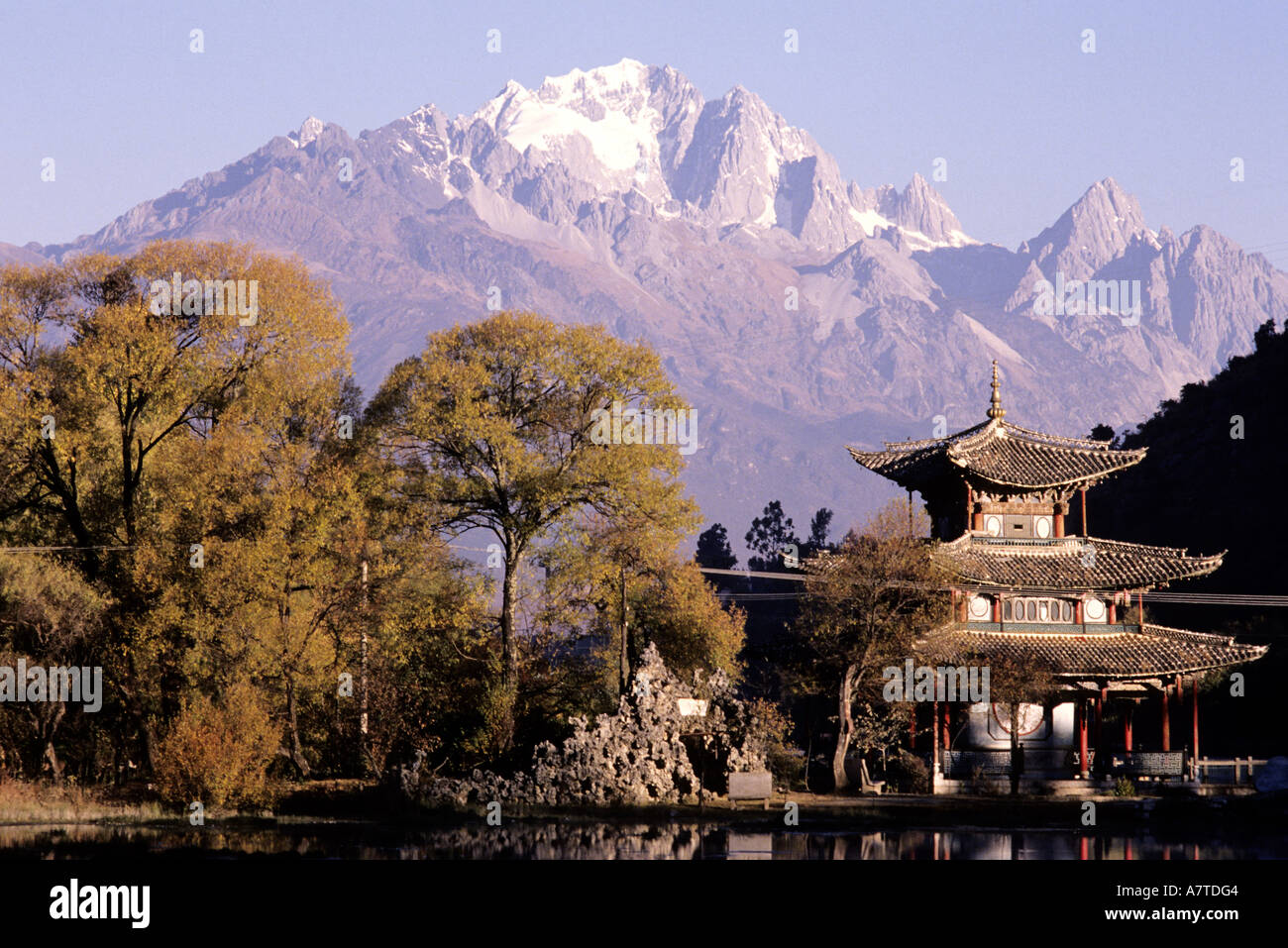 China, Yunnan Provinz, Lijiang, Schwarzer Drache park Stockfoto