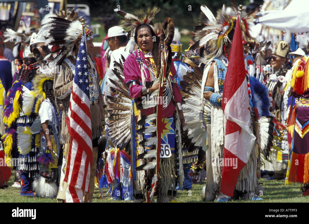 USA, Bundesstaat Washington, Seattle, Entdeckerpark. Indianische Powwow. Stockfoto