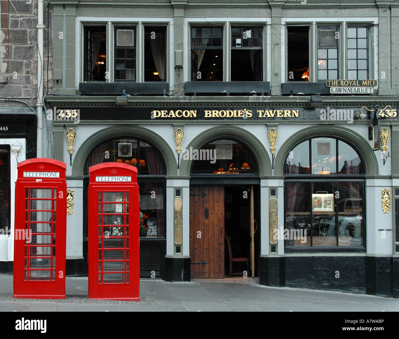 Traditionelles Pub in Edinburgh, Midlothian, Scotland, UK Stockfoto