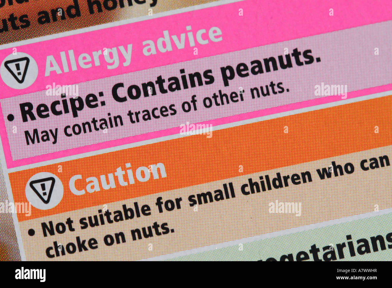 Mutter Essen Allergie Produkt Informationen Erdnuss Warnung Stockfoto