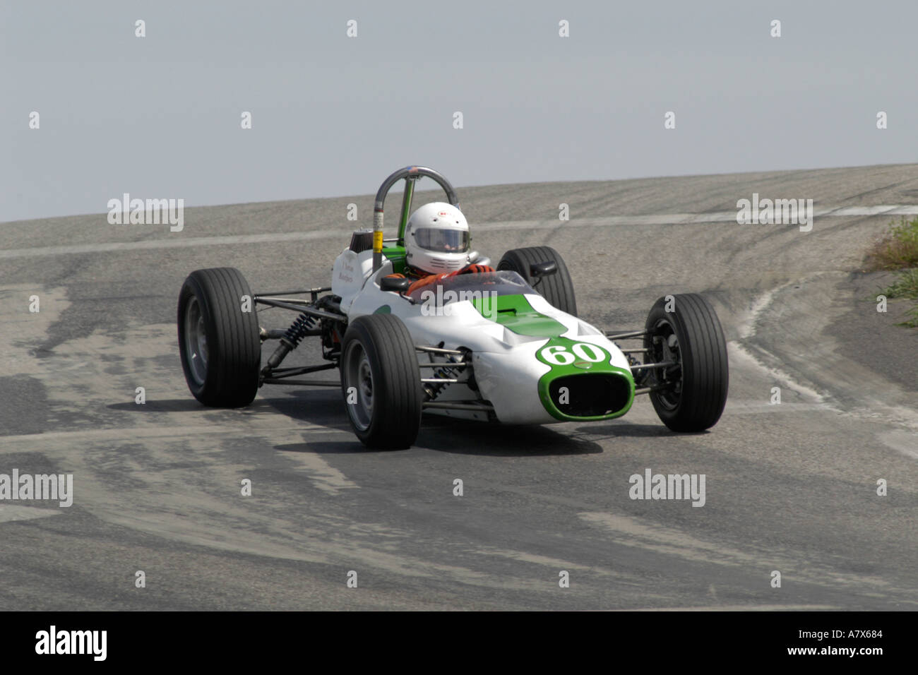 Frank Newton Rennen seine 1972 Meryly Mk20 auf der Oldtimer Grand Prix Au Grattan XVIII 2004 Stockfoto