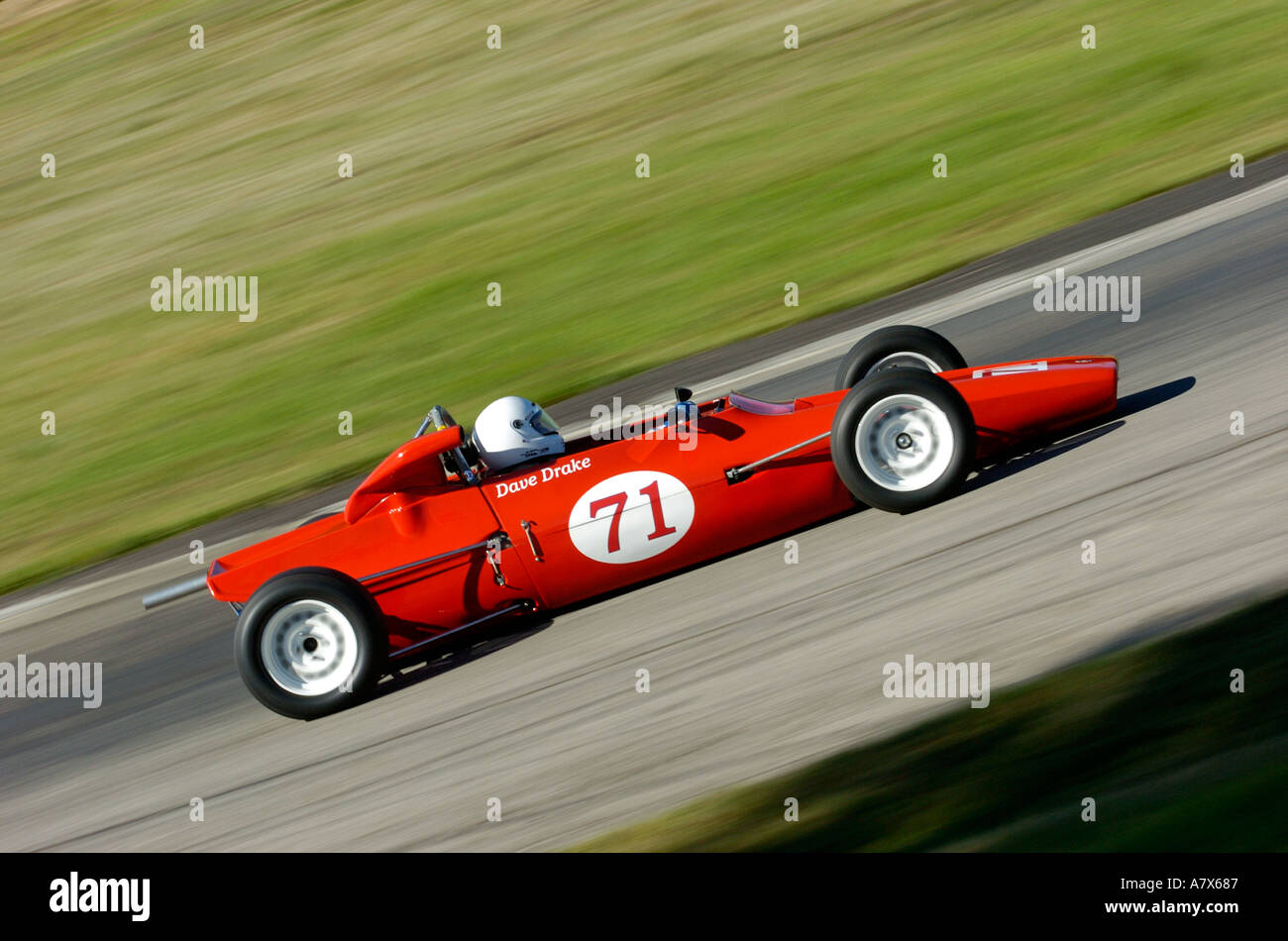 David Drake Rennen seine 1971 Titan Mark 6 auf der Oldtimer Grand Prix Au Grattan XVIII 2004 Stockfoto