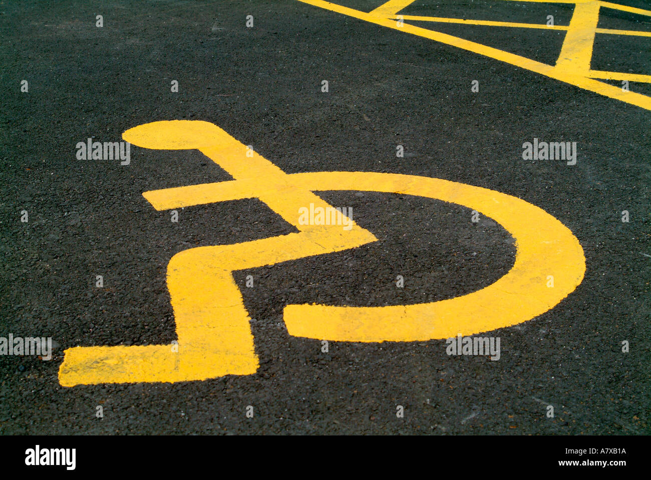 Behindertenparkplatz Stockfoto