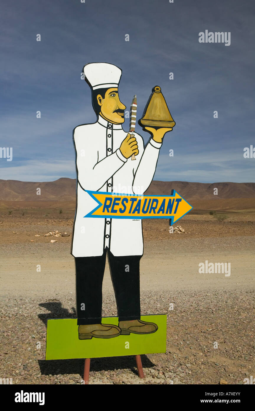 Marokko, Draa-Tal, AGDZ: Marokkanischen Koch Restaurant Zeichen Stockfoto