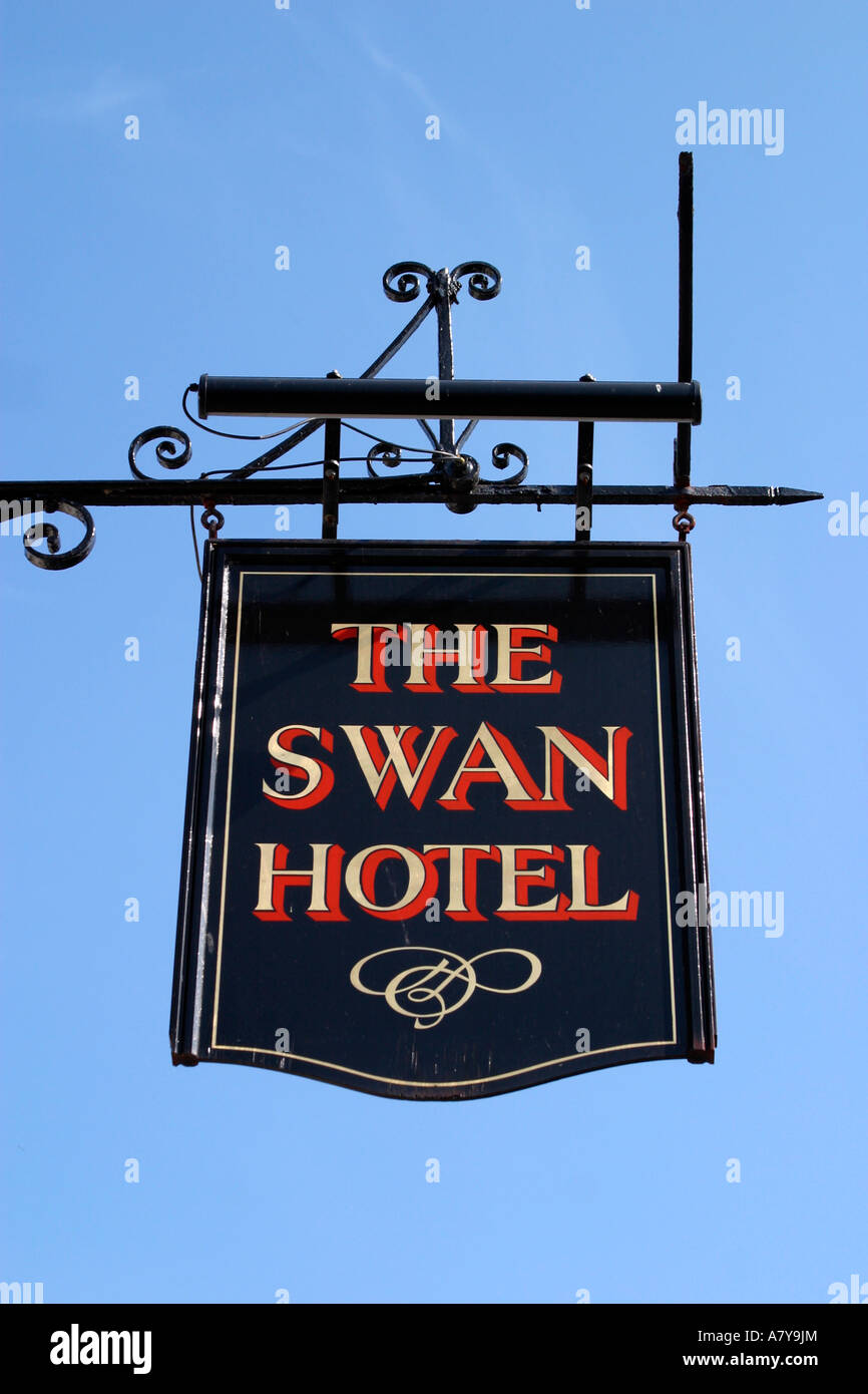 Pub Schild zum Hotel Schwan, Arundel, Sussex Stockfoto